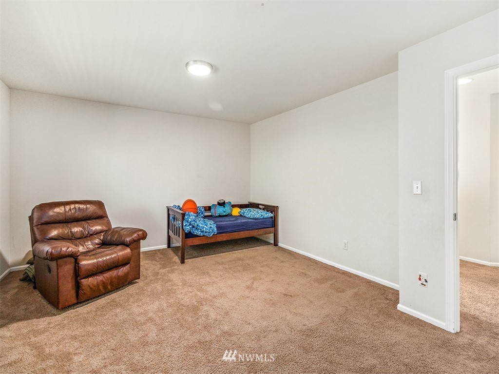 18520 35th Drive Southeast Bothell, WA 98012 - Photo 17 of 25 Gallery Image 17