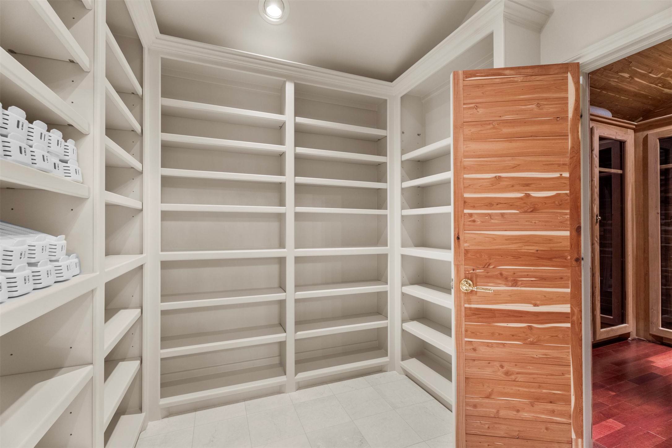 6106 Larkmount Drive Spring, TX 77389 - Photo 34 of 50 Check out the 2nd primary bedroom closet for all your shoes and purses.