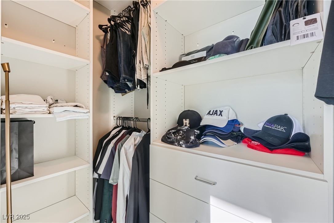 8255 South Las Vegas Boulevard, Unit 1504 Las Vegas, NV 89123 - Photo 13 of 29 View of spacious closet
