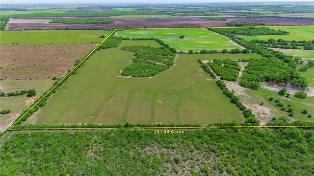 an aerial view of a yard