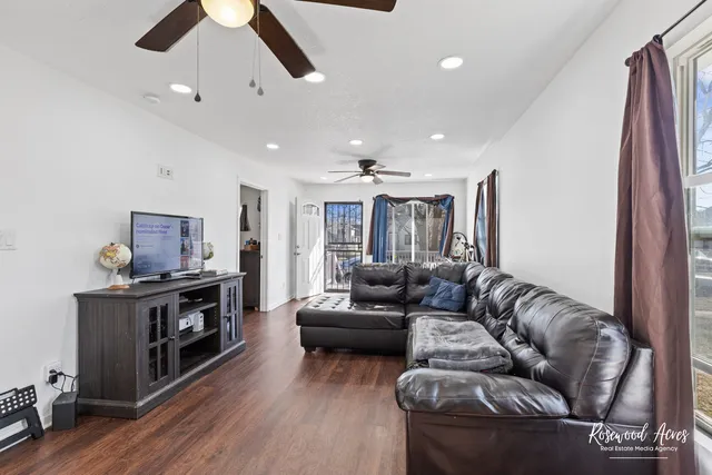 $112,000 | 245 North 6th Avenue, Kankakee, IL 60901