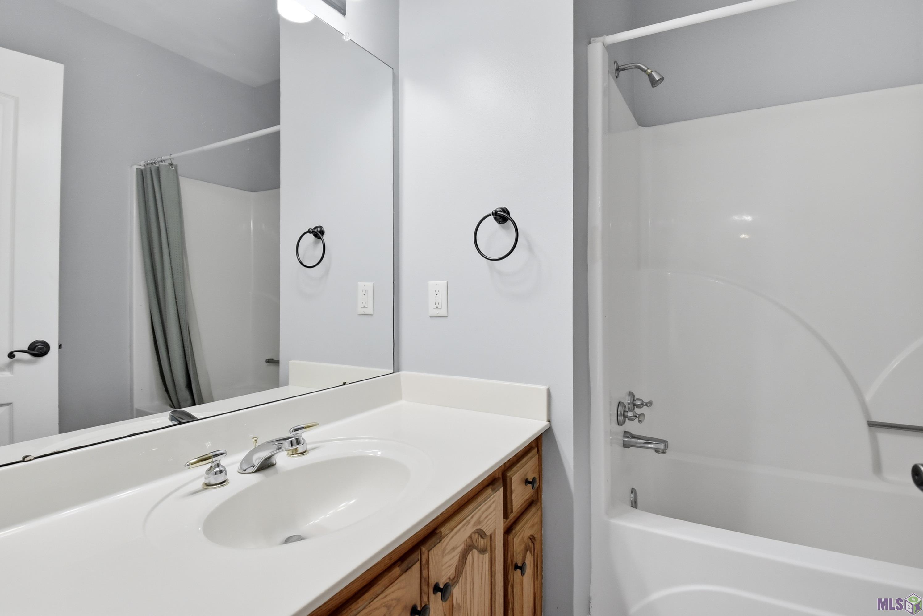 14456 Roddy Road Gonzales, LA 70737 - Photo 15 of 27