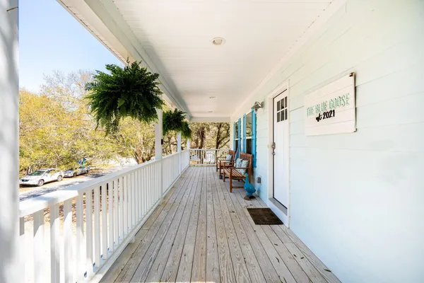 $1,195,000 | 214 West Cooper Avenue, Folly Beach, SC 29439