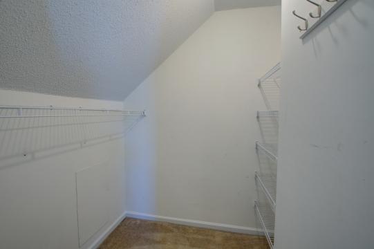 3375 Queensgate Way Mount Pleasant, SC 29466 - Photo 19 of 33 2nd upstairs bedroom closet