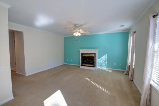 3375 Queensgate Way Mount Pleasant, SC 29466 - Photo 3 of 33 living room