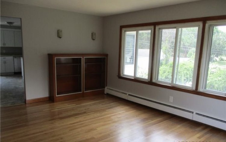 44 Old Angell Road Cumberland, RI 02864 - Photo 8 of 13 Living Room