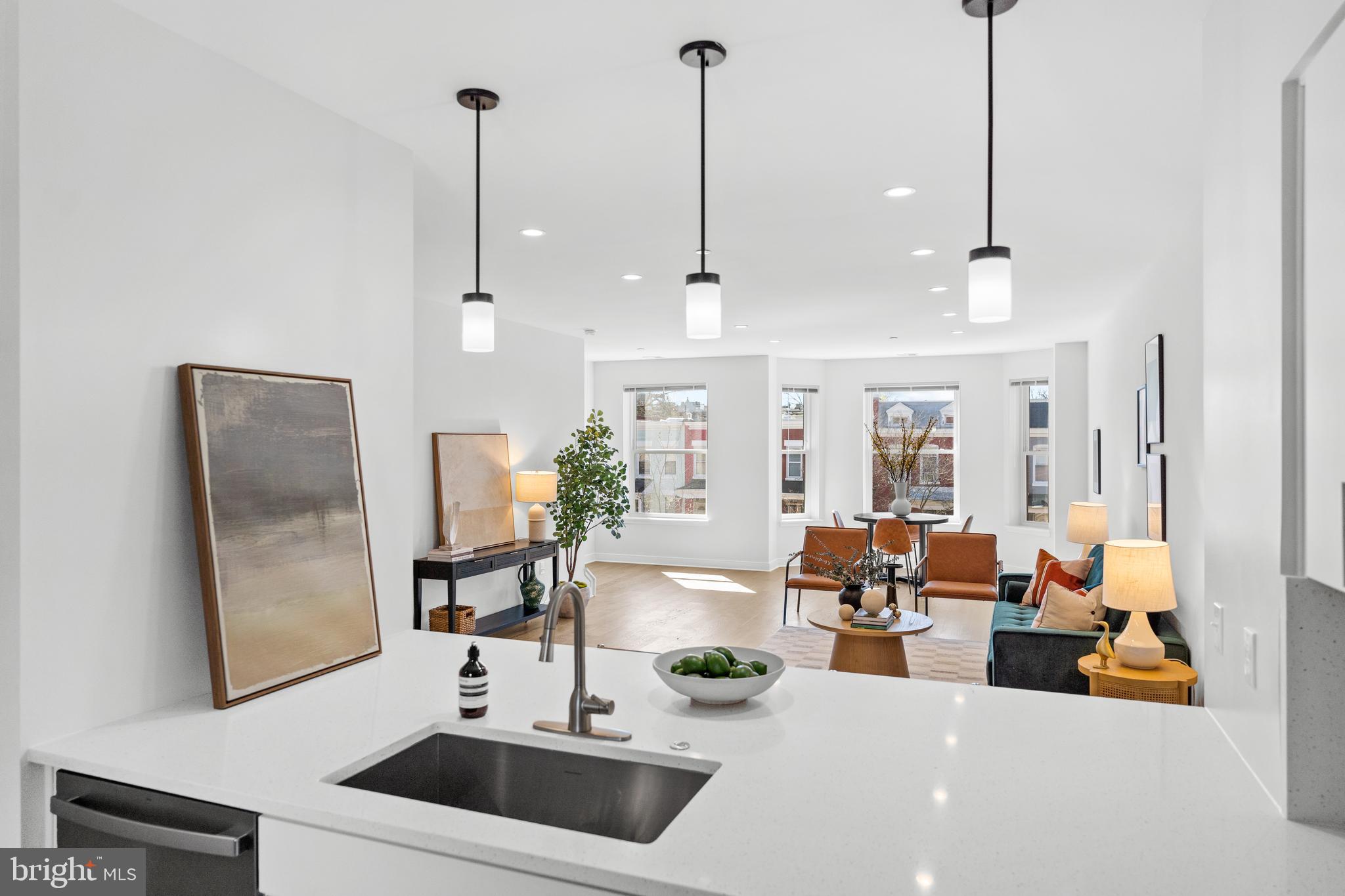 1021 Spring Road Northwest, Unit 2 Washington, DC 20010 - Photo 18 of 44