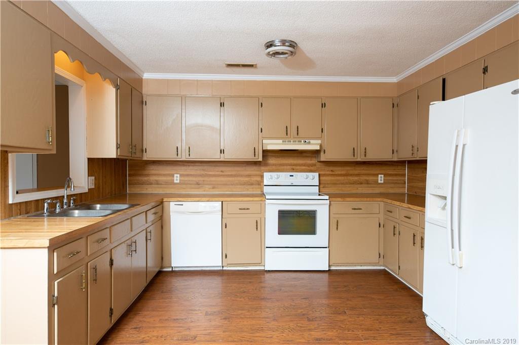 1789 Jim McCarter Road Clover, SC 29710 - Photo 26 of 36 Gallery Image 26