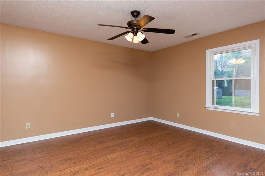 1789 Jim McCarter Road Clover, SC 29710 - Photo 33 of 36 Gallery Image 33