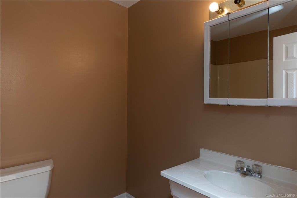 1789 Jim McCarter Road Clover, SC 29710 - Photo 10 of 36 Gallery Image 10