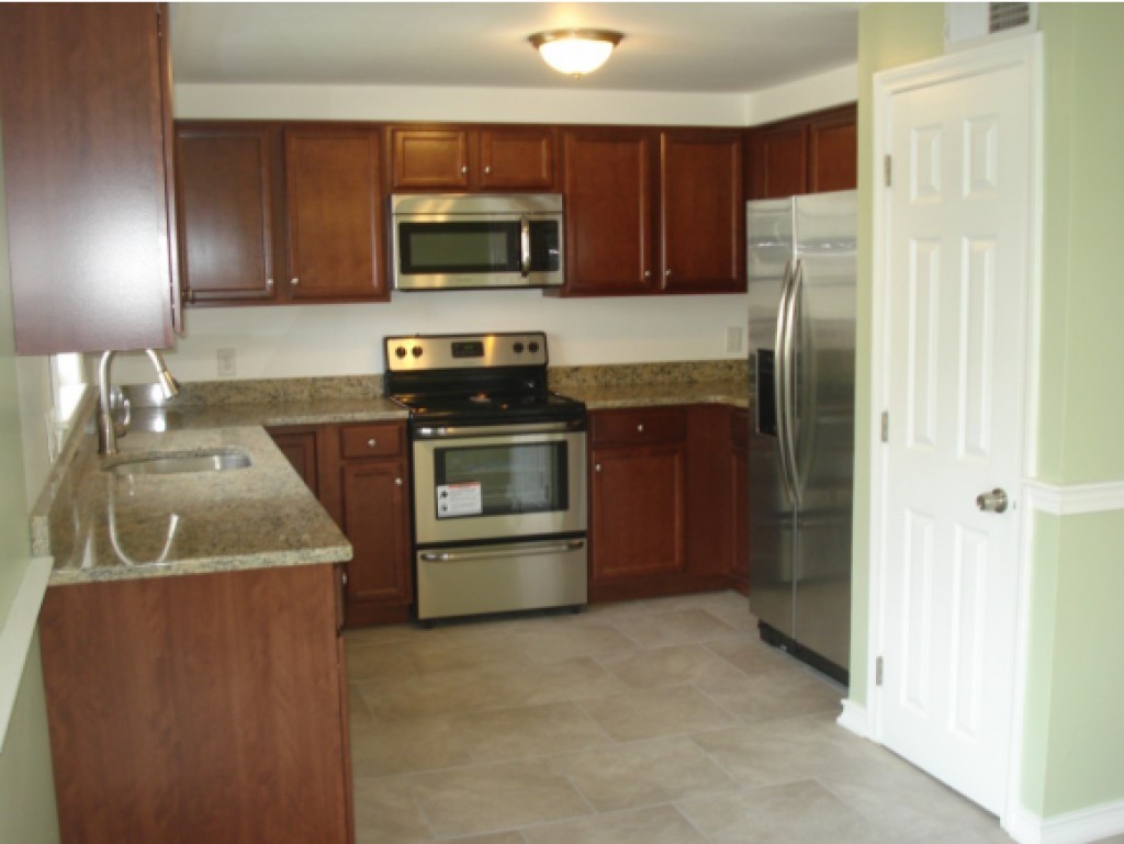 12 East Ridge Road, Unit 12 Merrimack, NH 03054 - Photo 14 of 36