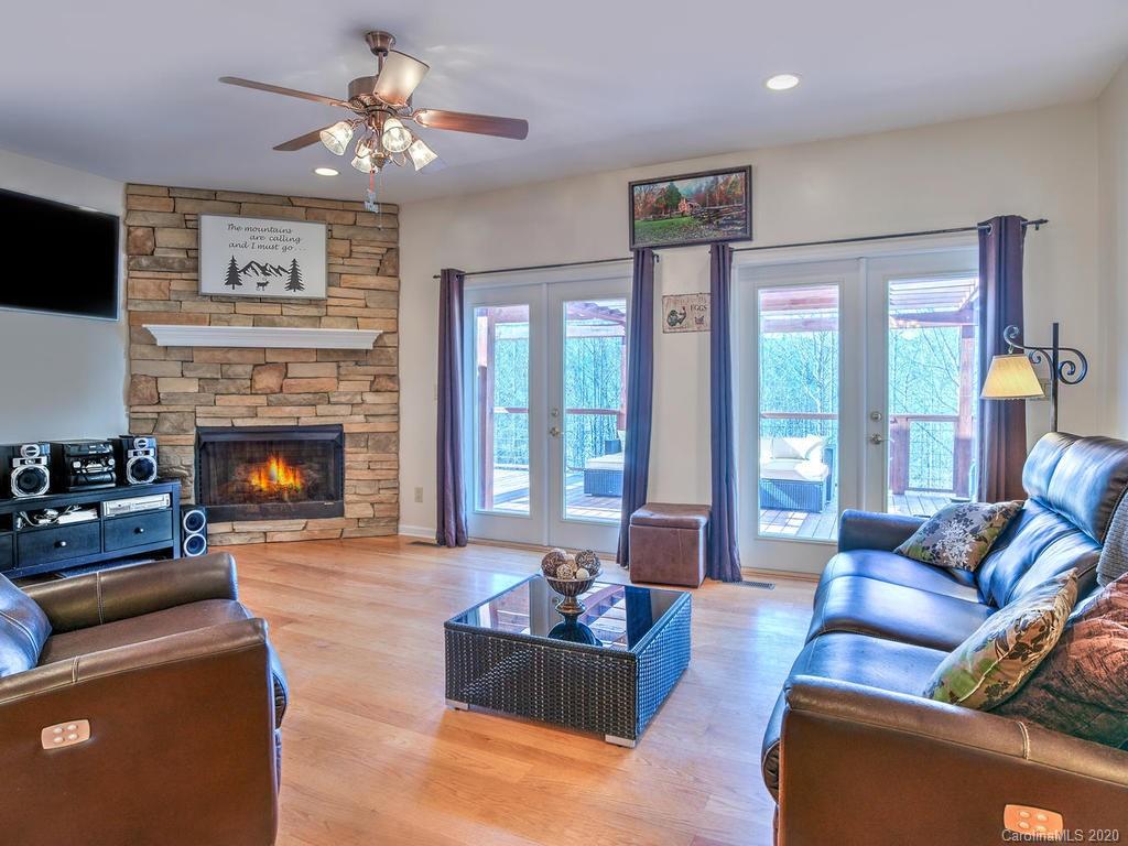 1023 Ashe Bridge Road Marion, NC 28752 - Photo 9 of 46 Gallery Image 9