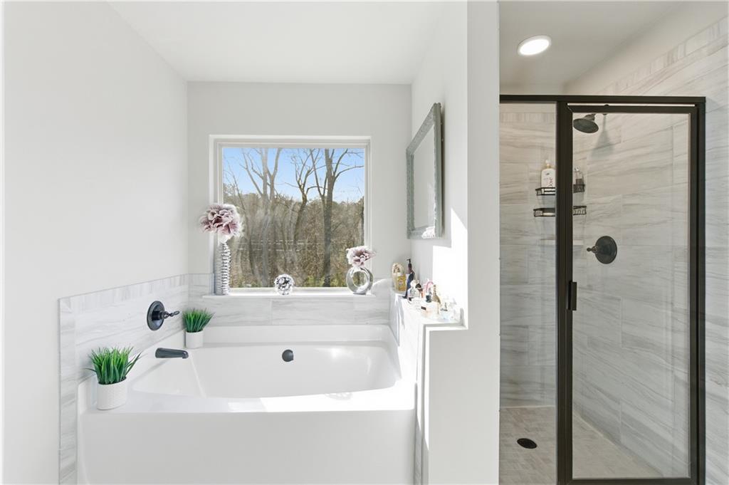 4958 Zoya Court Atlanta, GA 30331 - Photo 13 of 25