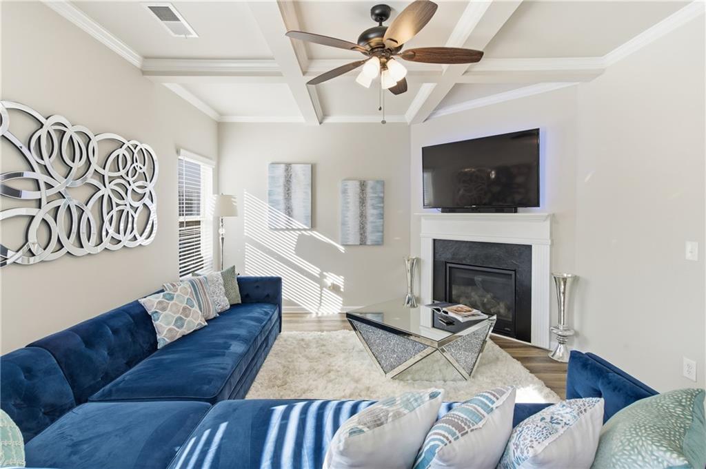 4958 Zoya Court Atlanta, GA 30331 - Photo 4 of 25