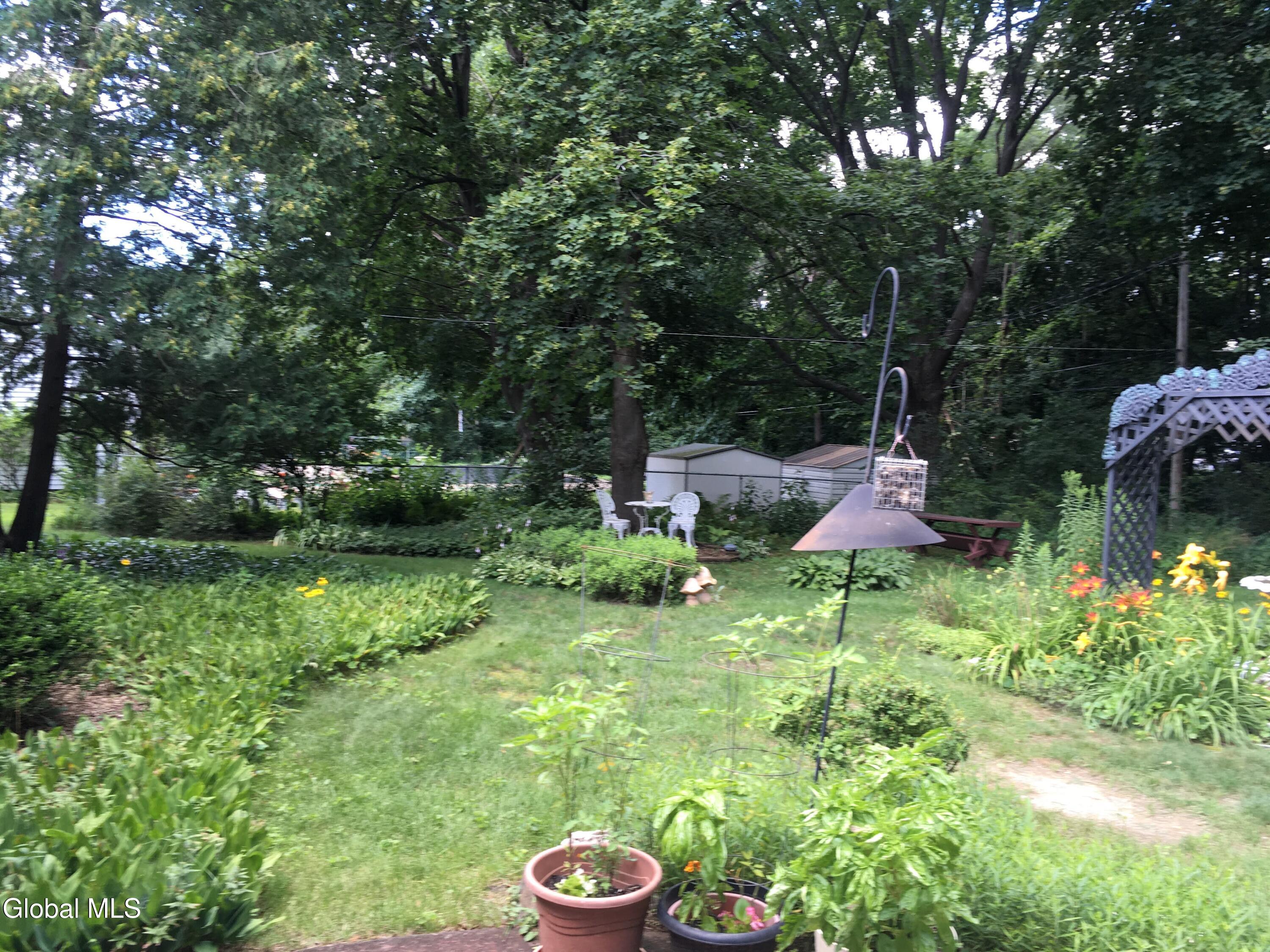 18 Friar Tuck Road Guilderland, NY 12203 - Photo 16 of 66 20210802_175644838_iOS