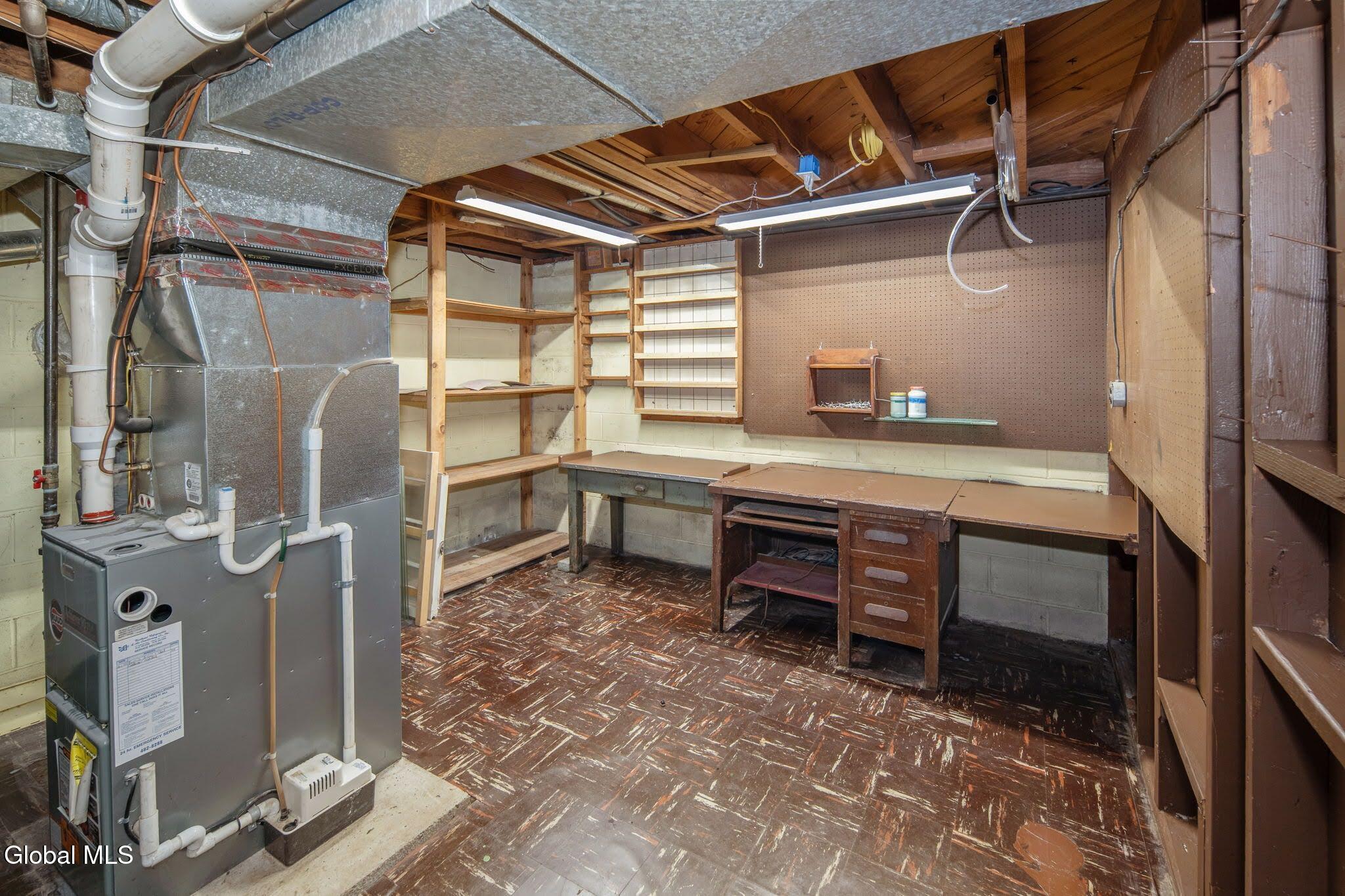 18 Friar Tuck Road Guilderland, NY 12203 - Photo 62 of 66 40-18FriarTuckRd_40