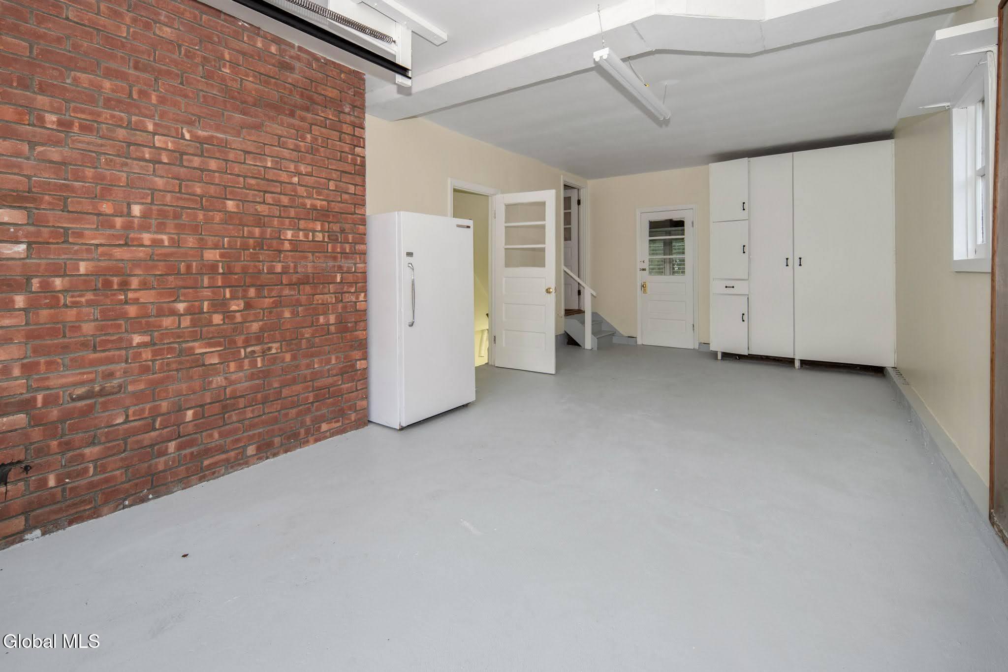 18 Friar Tuck Road Guilderland, NY 12203 - Photo 64 of 66 42-18FriarTuckRd_42