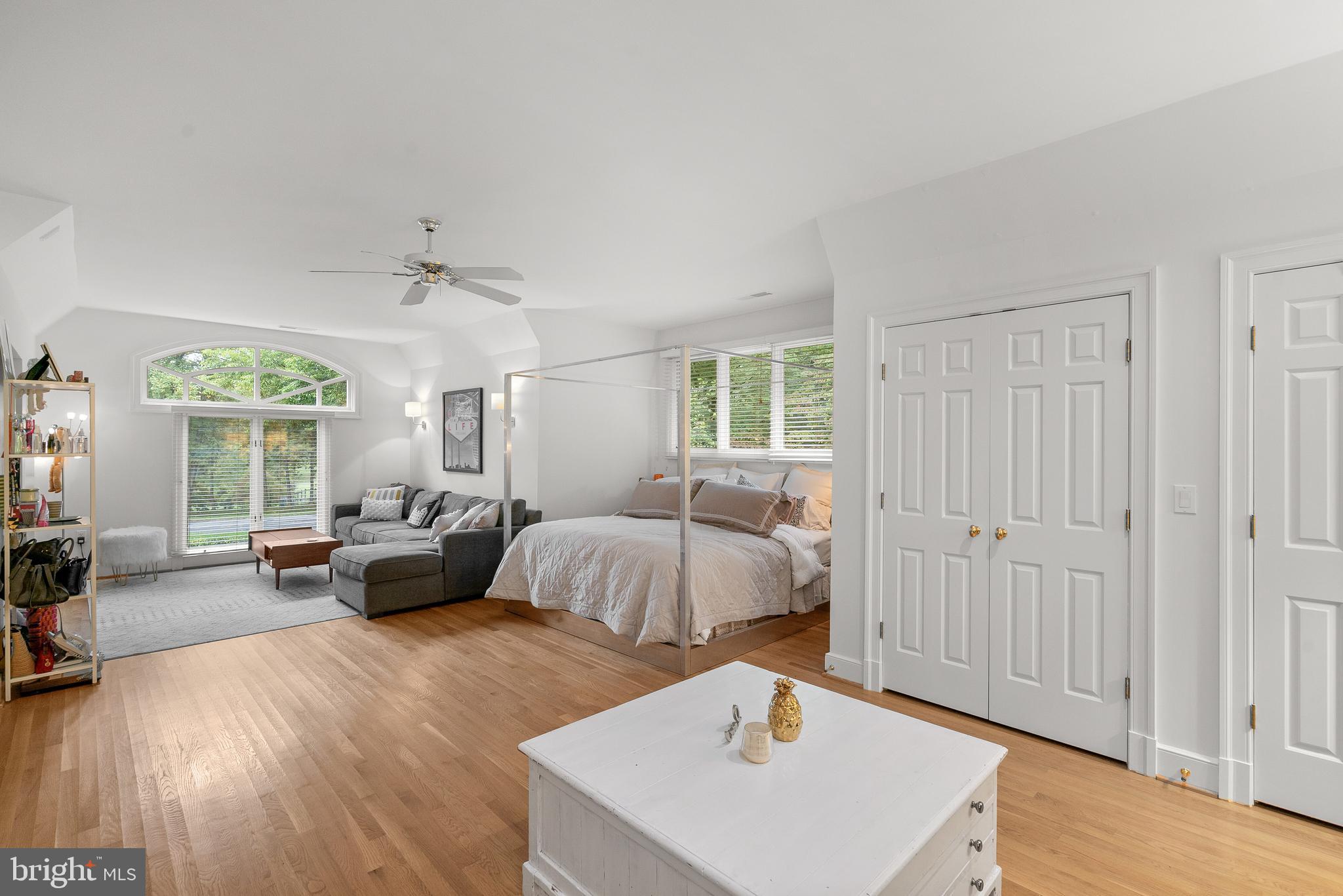 10823 Lockland Road Potomac, MD 20854 - Photo 60 of 92 Expansive 5th Bedroom Suite