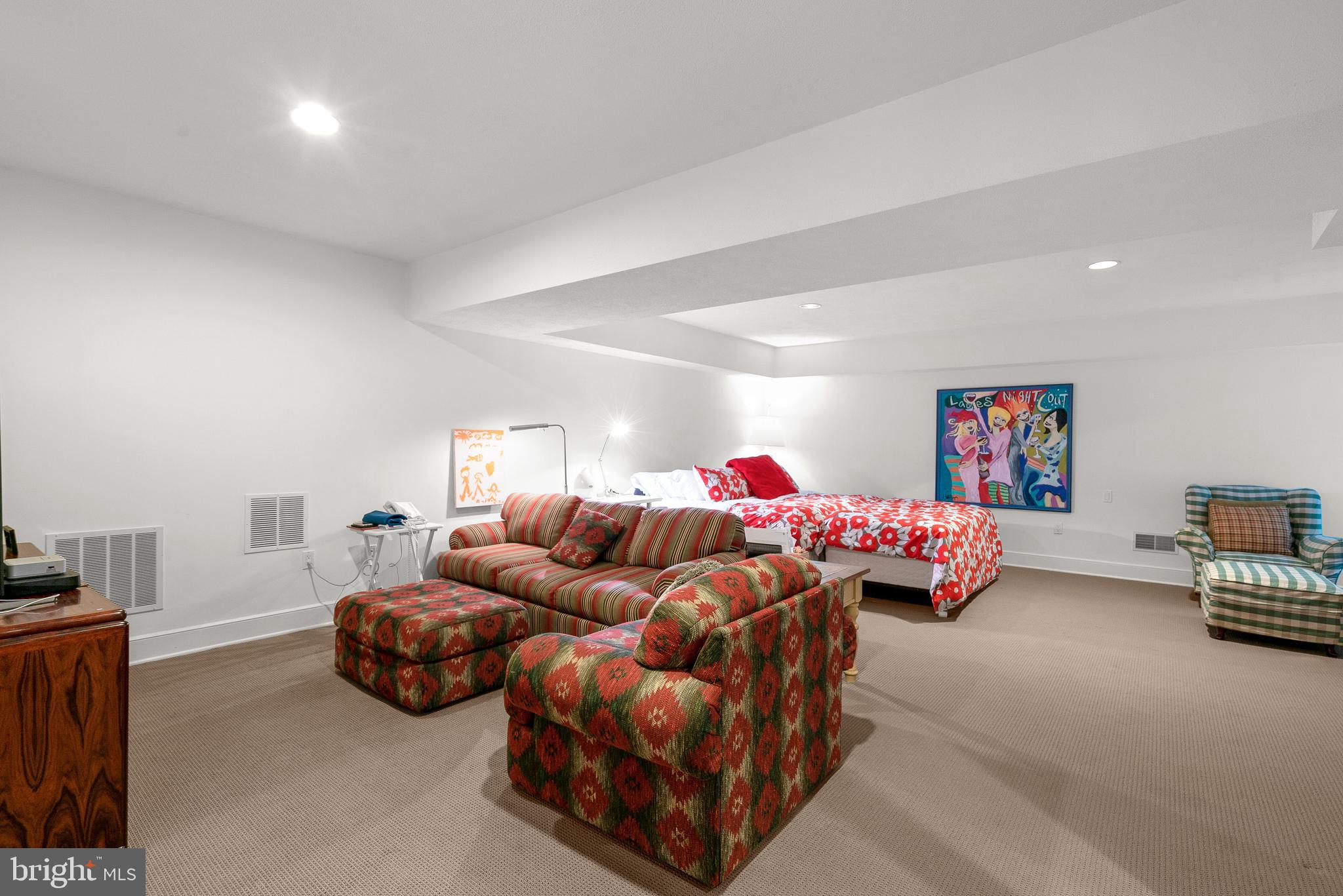 10823 Lockland Road Potomac, MD 20854 - Photo 72 of 92 Lower Level 7th Bedroom