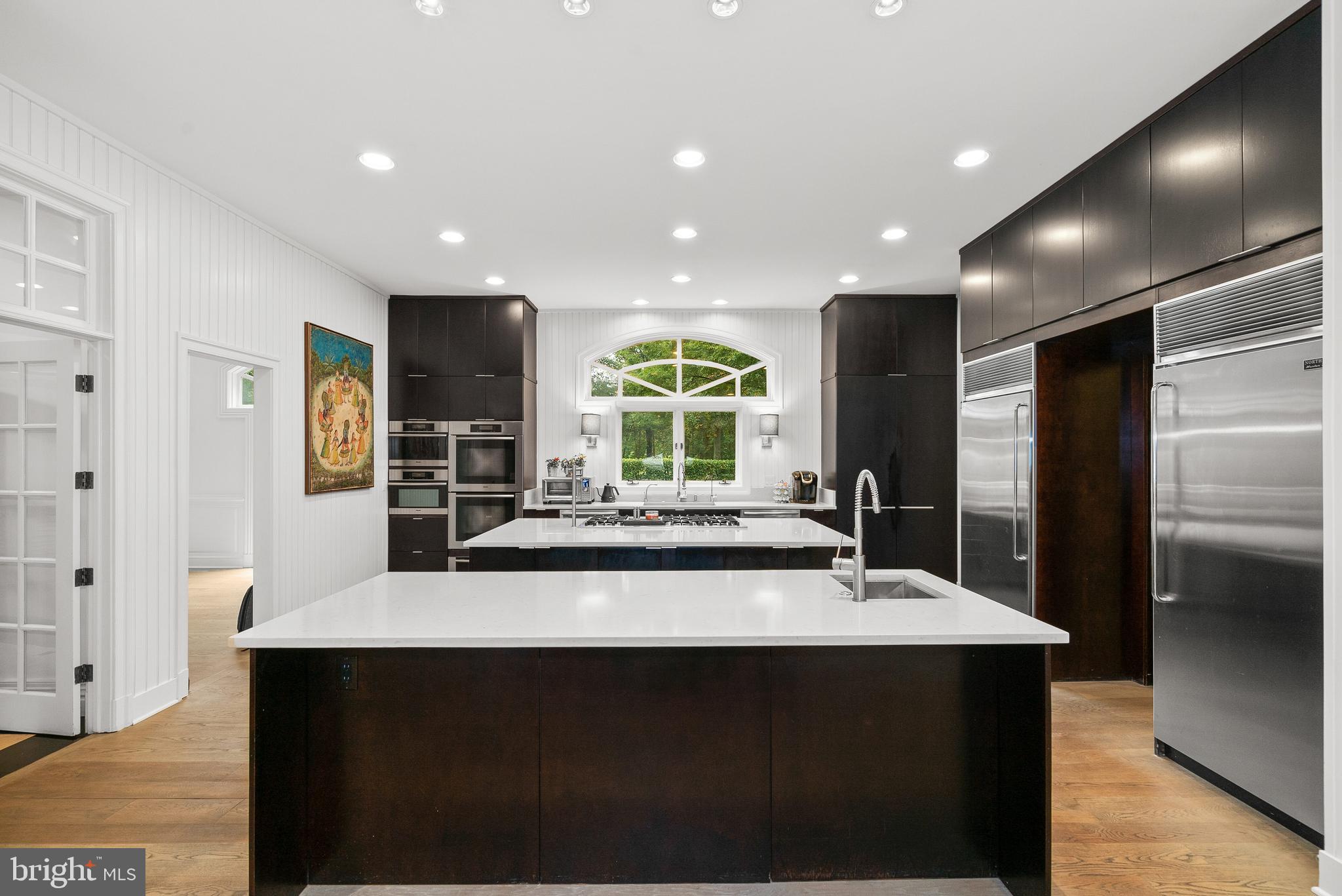 10823 Lockland Road Potomac, MD 20854 - Photo 10 of 92 State-of-the-art Kitchen