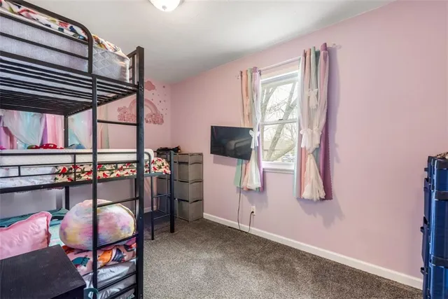 $224,000 | 206 Cedarlane Drive, Wellsville, KS 66092