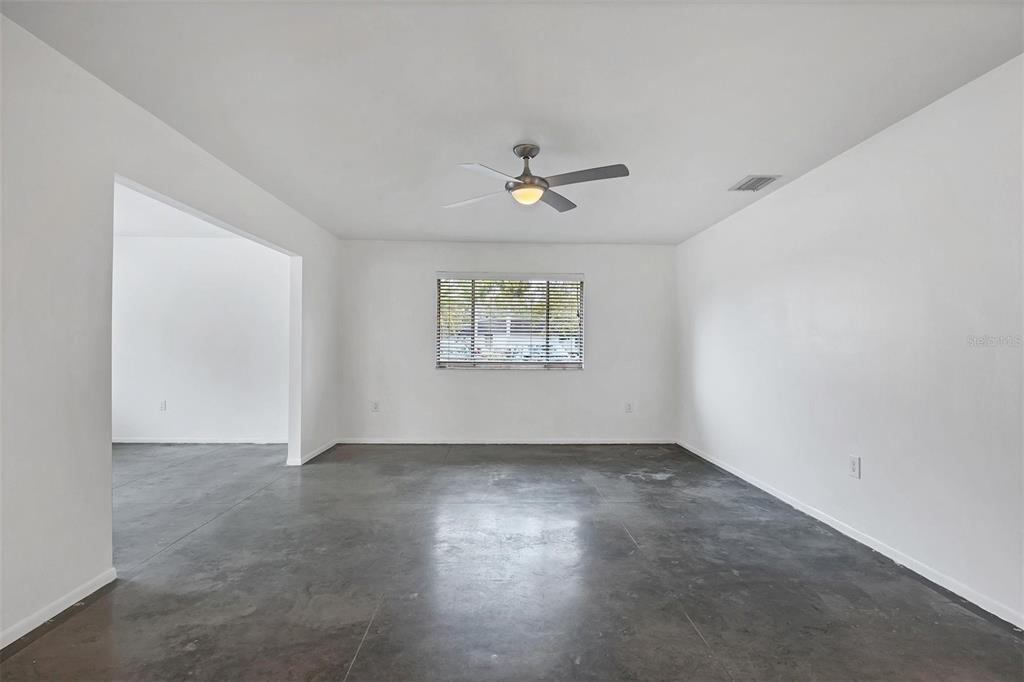 3904 Lakeside Road, Unit 174 Sarasota, FL 34232 - Photo 3 of 30 Gallery Image 3
