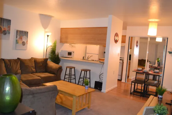 $1,025 | 317 Mabry Street, Unit 312, Tallahassee, FL 32304