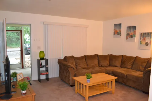 $1,025 | 317 Mabry Street, Unit 312, Tallahassee, FL 32304