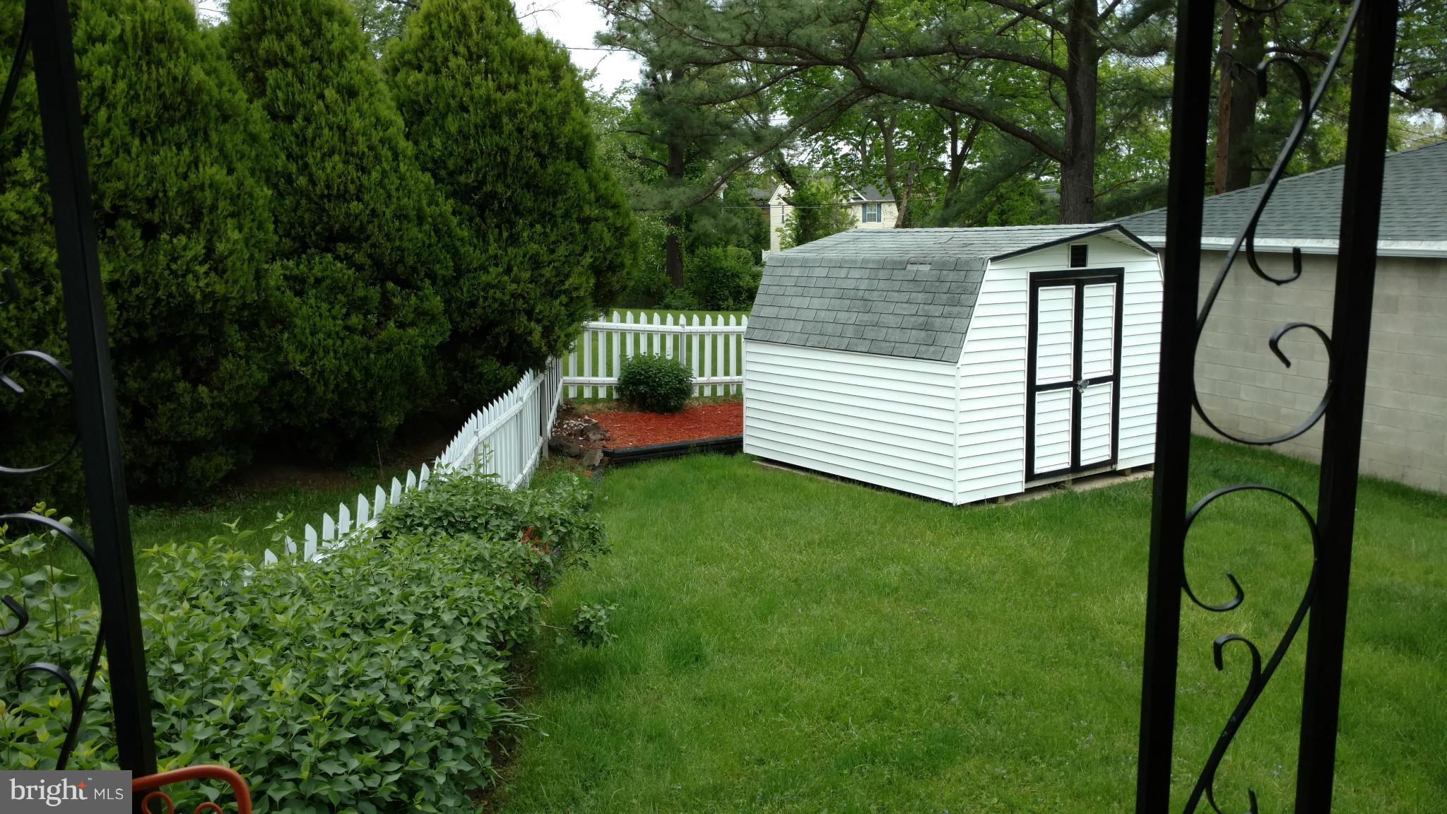 7136 Bexhill Road Baltimore, MD 21244 - Photo 26 of 27