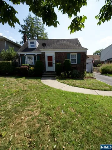 $4,000 | 7-22 Berdan Avenue, Fair Lawn, NJ 07410