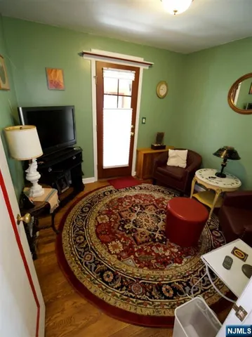 $4,000 | 7-22 Berdan Avenue, Fair Lawn, NJ 07410