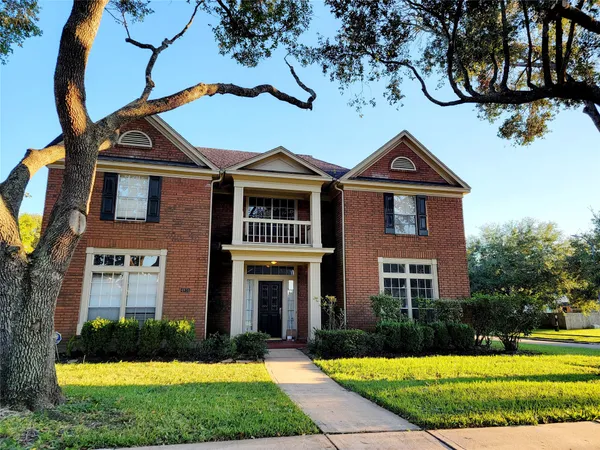 $3,100 | 4831 Whitby Circle, Sugar Land, TX 77479