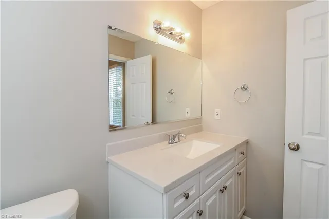 $1,705 | 529 Regal Drive, Winston-Salem, NC 27127