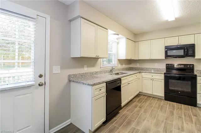 $1,705 | 529 Regal Drive, Winston-Salem, NC 27127