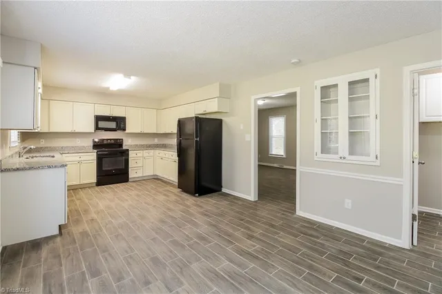 $1,705 | 529 Regal Drive, Winston-Salem, NC 27127