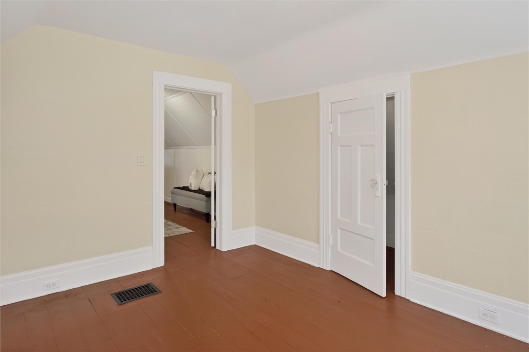 27 Rugraff Street Rochester, NY 14606 - Photo 22 of 23 Bedroom #3