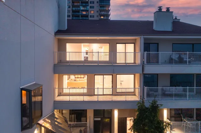 $1,525,000 | 1225 River Road, Unit 10C, Edgewater, NJ 07020