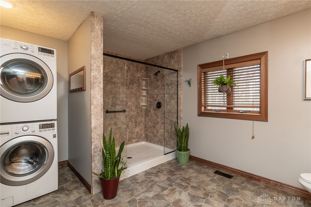 13535 E Road St. Paris, OH 43072 - Photo 48 of 63 Gallery Image 48