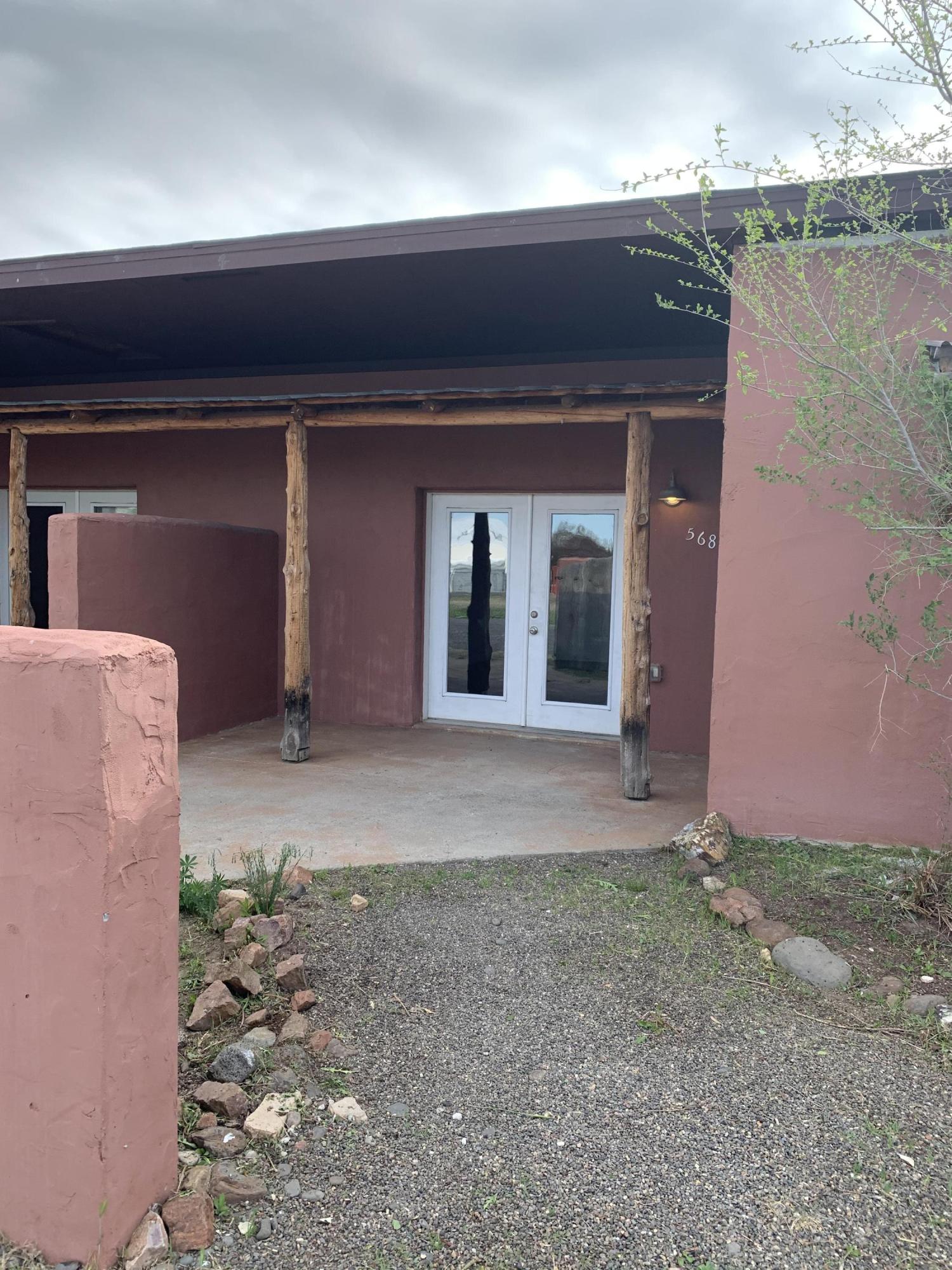 566 5th Street Metolius, OR 97741 - Photo 10 of 39 Entry
