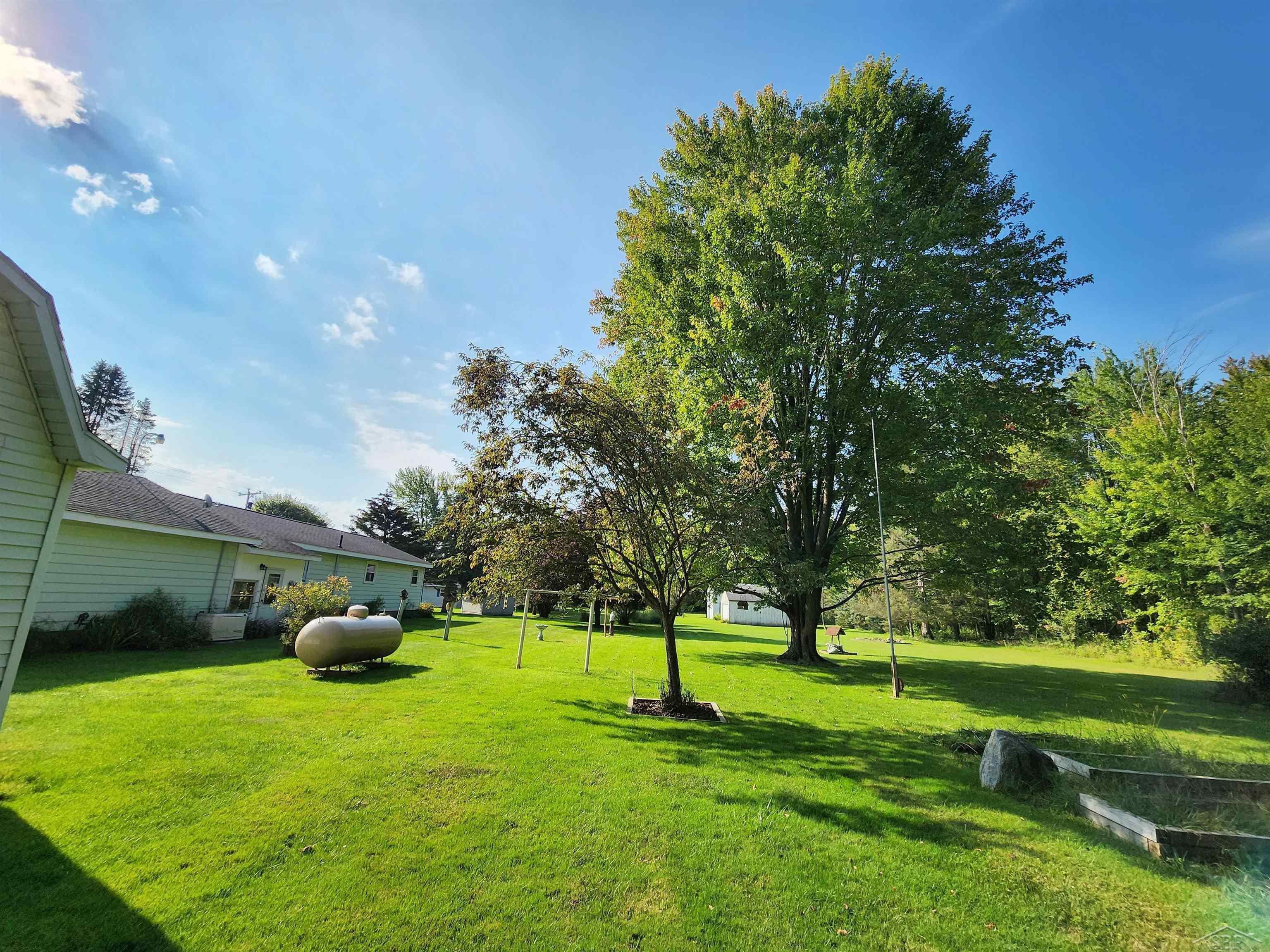 3954 South Merrill Road Merrill, MI 48637 - Photo 35 of 36 50121133-34.JPG