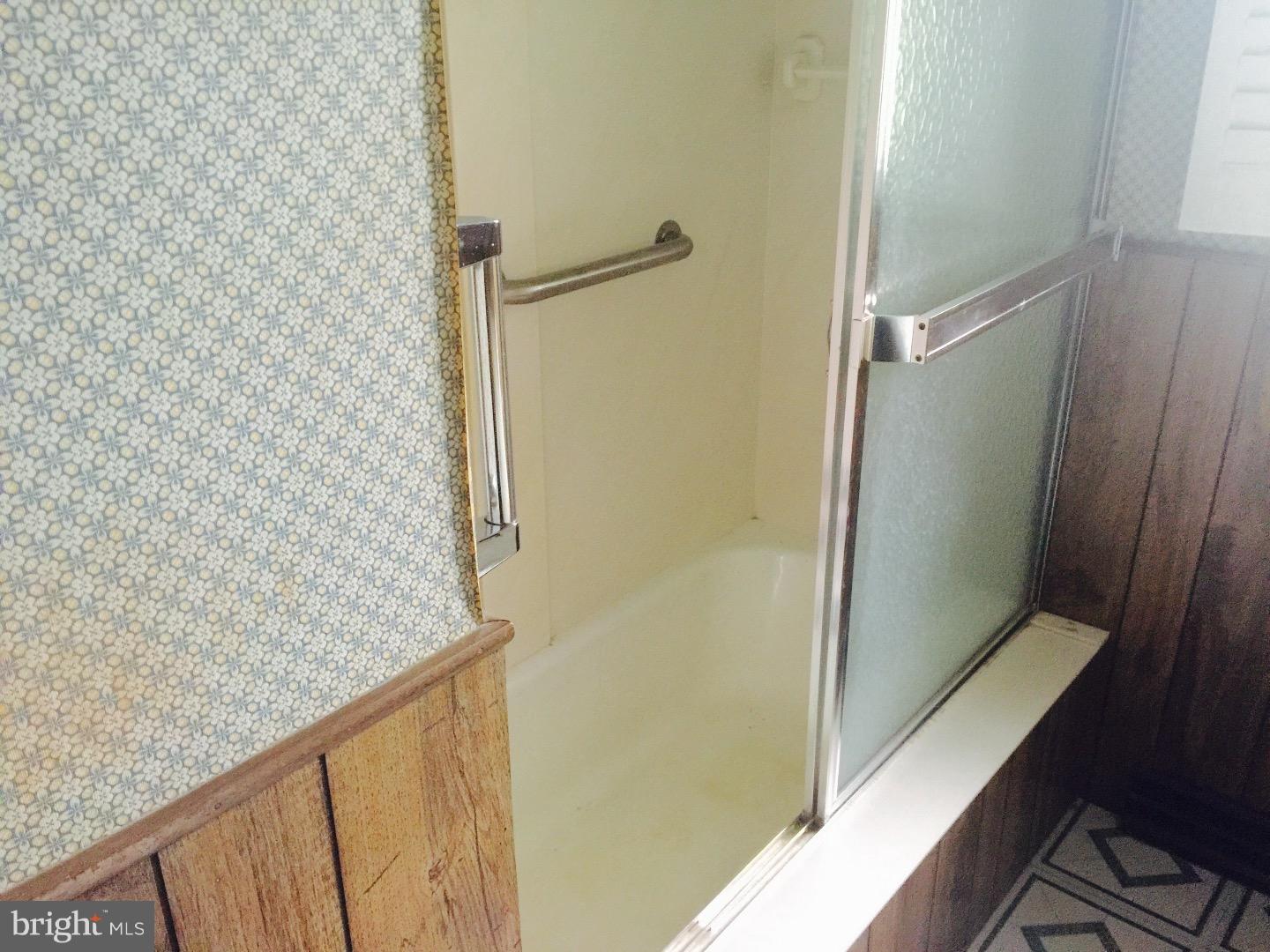 127 Gouglersville Road Reading, PA 19608 - Photo 11 of 24 Bathroom