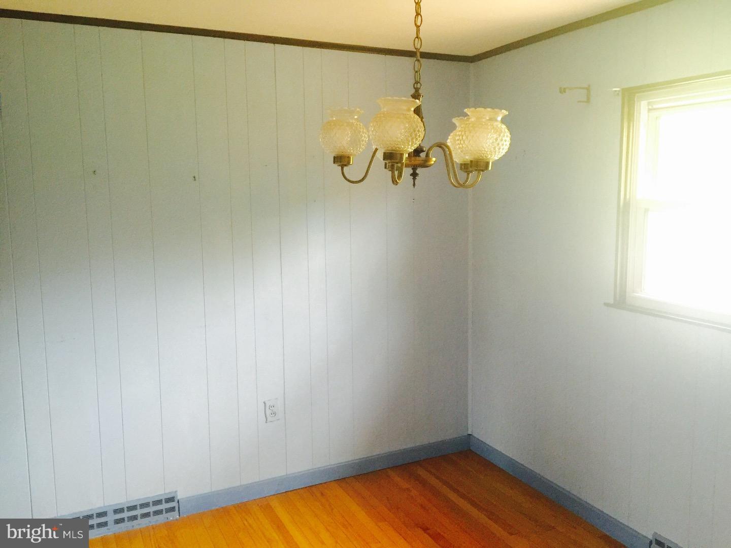 127 Gouglersville Road Reading, PA 19608 - Photo 6 of 24 Bedroom - Main