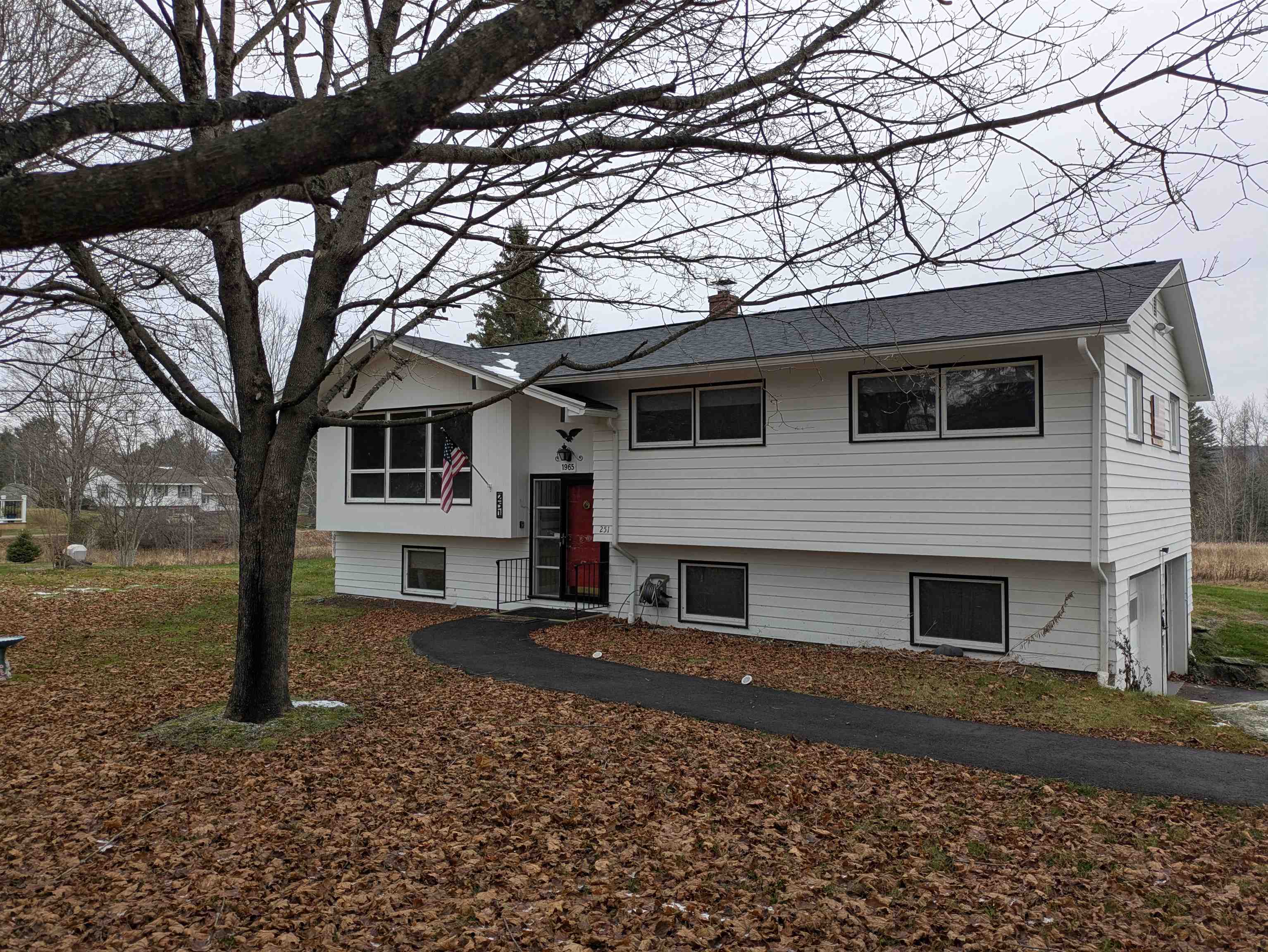 251 Bethlehem Road Littleton, NH 03561 - Photo 2 of 30