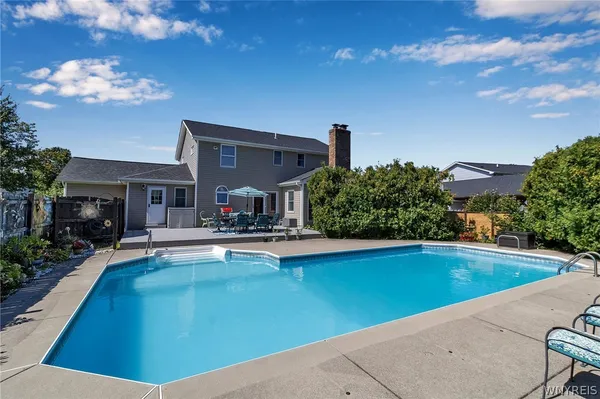 $399,900 | 143 Rovner Place, Hamburg, NY 14075