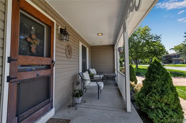 $399,900 | 143 Rovner Place, Hamburg, NY 14075