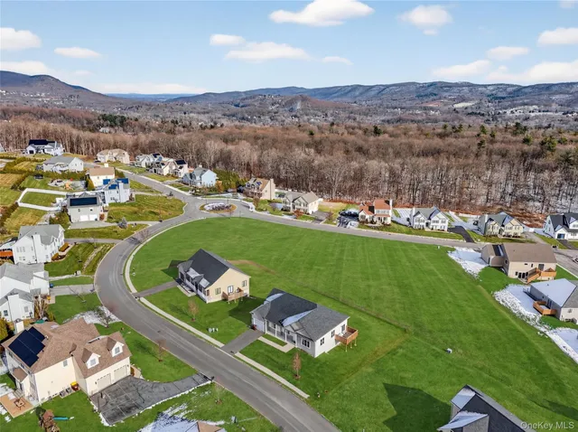 $749,000 | 22 Lionel Passage, Monroe, NY 10950