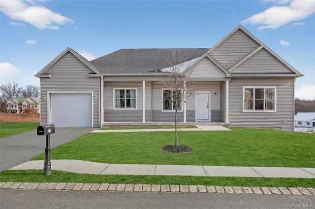 $749,000 | 22 Lionel Passage, Monroe, NY 10950