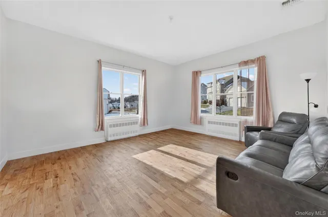 $749,000 | 22 Lionel Passage, Monroe, NY 10950