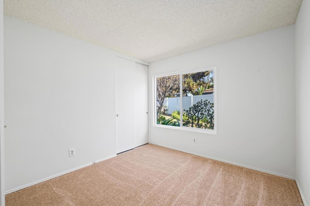 664 Mariposa Circle Chula Vista, CA 91911 - Photo 20 of 34 an empty room with windows