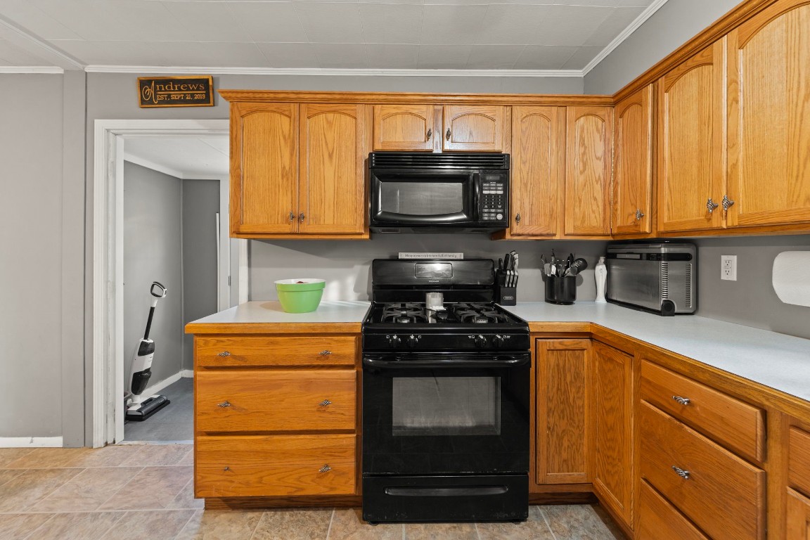 3305 Gillespie Road Binghamton, NY 13903 - Photo 17 of 32 Gallery Image 17